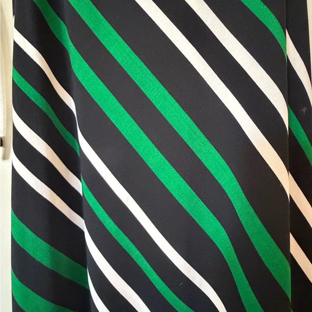 Cache Black, White, and Green Strapless Dress - Picture 3 of 4